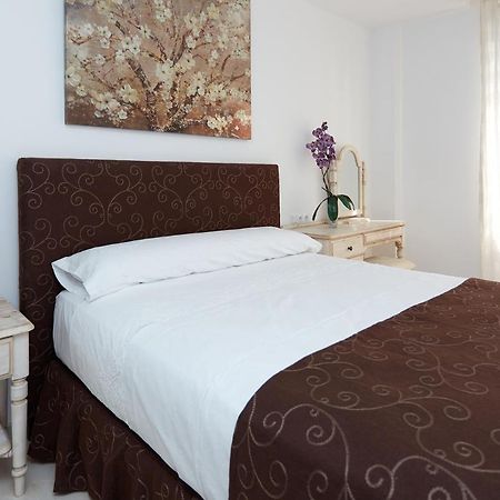 Apartamentos Anfiteatro Бенидорм Экстерьер фото